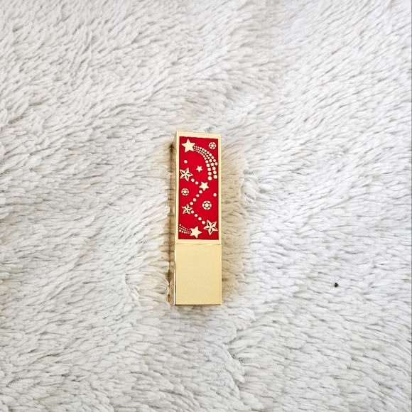 Estee Lauder Other - Estee Lauder